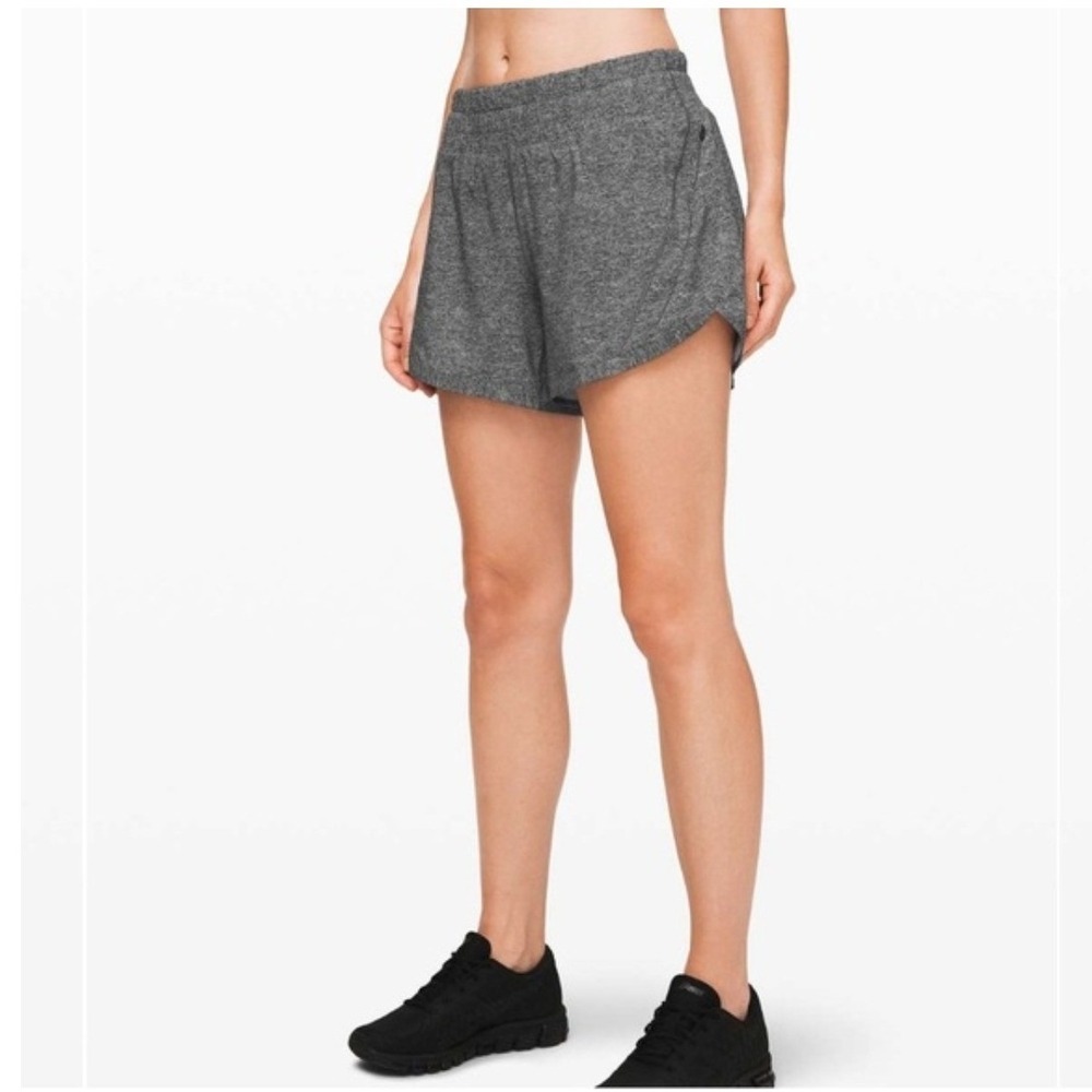 Lululemon Track That Short 5" Heathered Grey W7AUZS Size 4 High Rise Running